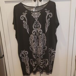 Cristinalove Elegant Black and Gray Tunic
